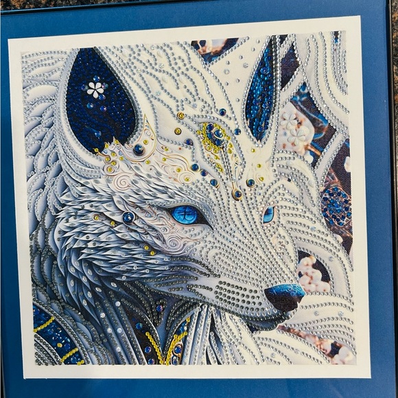 Finished Crystal Rhinestone Wolf Diamond Painting - Picture 3 of 3